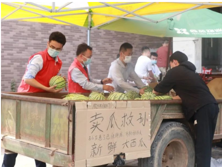 《人民日报》《央视新闻》《小莉帮忙》报道，这家物业被网友点赞！